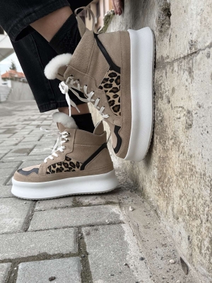 VOETTI Daring Leopard Print Fur Platform Boots Beige 