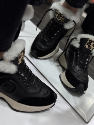 VOETTI Black Logo Fur Boots Leopard Detail