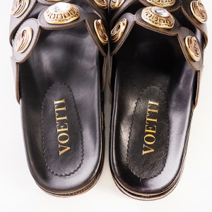 Women's Leaf Detail Leather Slides