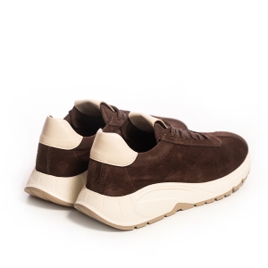 тъмно кафяв велур