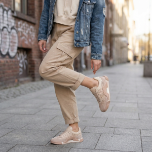 Дамски маратонки Voetti - бежова дантела и кожа