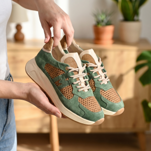 Зелени Дамски Маратонки - Стил и Комфорт!